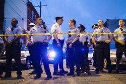 Đọ súng truy quét tội phạm ma túy: ít nhất sáu cảnh sát bị thương ở Philadelphia