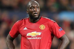 'Lukaku quá nặng cân để bắt kịp lối chơi của MU'