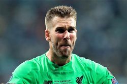 Lý do khó tin khiến người hùng siêu cúp của Liverpool chấn thương