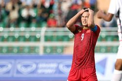 Nỗi buồn U18 Việt Nam