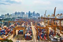 Xuất khẩu của Singapore giảm tháng thứ 5 liên tiếp
