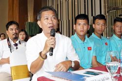 U18 Việt Nam thua Campuchia: HLV Hoàng Anh Tuấn bỏ sót nhân tài?