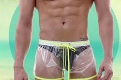 Nam giới làm chị em điêu đứng vì quần đùi xuyên thấu