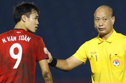 Văn Toàn quyết không bắt tay làm hòa vì bị chơi xấu