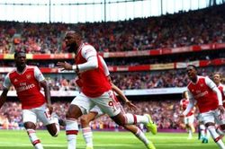 Arsenal tái hiện kỳ tích sau 10 năm