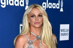 Britney Spears bị chỉ trích vì 'khoe của'