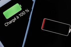 Vì sao Apple không muốn người dùng thay pin iPhone không chính hãng?