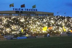V-League vòng 21: Sự cố hy hữu ở Thiên Trường, HAGL rơi xuống áp chót