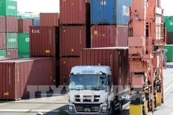 Nhật Bản duyệt thêm lô hàng vật liệu công nghệ cao xuất sang Hàn Quốc
