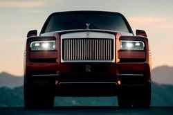 Rolls-Royce Cullinan sắp có thêm phiên bản mới, mạnh hơn và xa xỉ hơn