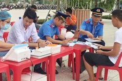Cần xử phạt nặng doanh nghiệp sử dụng tài xế dương tính với ma túy