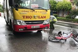 Xe buýt tông xe đạp, cụ ông 90 tuổi tử vong thương tâm