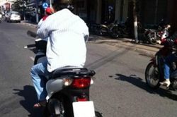 Nhờ đi lấy tiền giúp rồi lừa đảo chiếm đoạt tài sản