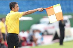Công nhận bàn thắng việt vị khiến HAGL thua oan, trọng tài bị treo còi đến hết mùa