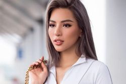 Siêu mẫu Khả Trang bắt quả tang người yêu chat sex với bồ nhí