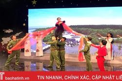 Phó Giám đốc Nhà hát Nghệ thuật truyền thống Hà Tĩnh được phong tặng nghệ sĩ ưu tú