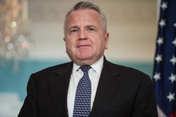 Tổng thống Trump cân nhắc cử Thứ trưởng Ngoại giao Mỹ làm Đại sứ tại Nga