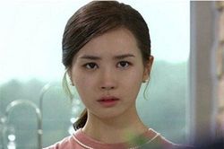 Định trộm tiền đi đẻ của vợ cho bồ nhí, nhưng khi cánh cửa két bảo mật được mở ra chồng lại ôm mặt khóc