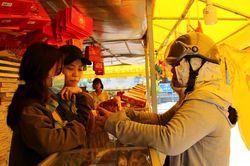 Khởi động thị trường bánh trung thu