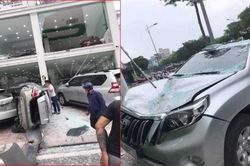 Nhân viên cửa hàng bán xe đạp nhầm chân ga, xe Vios bay từ tầng 2 xuống đất