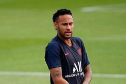 PSG từ chối lời đề nghị sốc từ Real Madrid cho Neymar