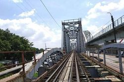 Thành phố Hồ Chí Minh: 'Chia tay' cầu xe lửa Bình Lợi 117 năm tuổi