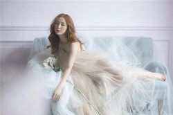 Em gái Huyền Baby chụp ảnh khoe sắc nhưng dân mạng lại quan tâm điều này