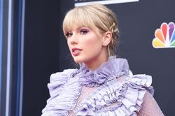 Taylor Swift sẽ thu âm và tái phát hành 6 album từng rơi vào tay Scooter Braun