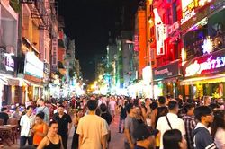 Nhà mặt phố sẽ mất giá?