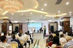 Nâng cao nhận thức xử lý môi trường làng nghề