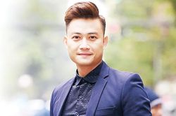 Diễn viên Tiến Lộc: 'Soái ca' trên sân khấu và màn ảnh nhỏ