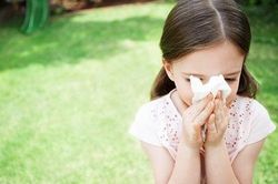 Những bệnh dễ mắc ở trẻ cha mẹ cần lưu ý khi thời tiết chuyển từ hè sang thu