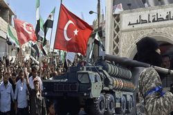 Thổ Nhĩ Kỳ đe dọa dùng S-400 cản bước tiến của quân đội Syria