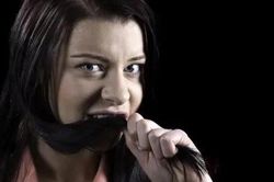 Hội chứng 'công chúa tóc mây' và những người thích ăn tóc