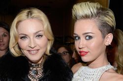 Madonna động viên Miley Cyrus sau khi ly hôn Liam Hemsworth