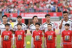 HAGL tựa lưng vào phố Núi