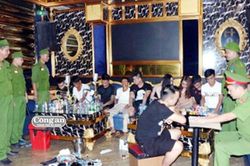 Vượt sông... 'đập đá'