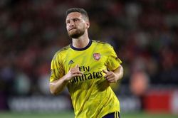 HLV Arsenal chốt tương lai của bộ tứ ngôi sao