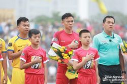 BLV Quang Huy chỉ ra lý do Nguyên Mạnh vắng mặt tại tuyển Việt Nam