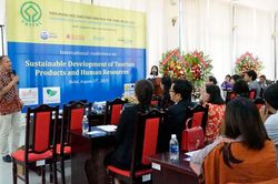 Hội thảo quốc tế ''Phát triển bền vững nguồn nhân lực và sản phẩm du lịch''