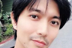 Tim đăng status đầy ẩn ý giữa tin đồn bí mật hẹn hò, xem phim cùng Đàm Phương Linh hậu ly hôn