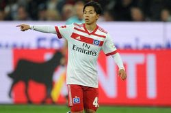 Sint-Truidense mua tiền đạo từng thi đấu ở Bundesliga, fan lo lắng cho Công Phượng