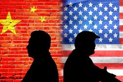 Trump 'phản đòn' ngay lập tức: Tăng thuế với 550 tỷ USD hàng hóa của Trung Quốc, cao nhất 30%