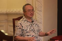 NSND Đặng Thái Sơn nói về thời buổi 'thừa vật chất, thiếu nhân tài'