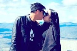 Sau hứa hẹn cưới nhau, trò cưng HLV Park chia tay cô giảng viên múa nóng bỏng