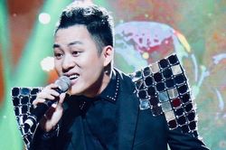 Tùng Dương hát rock trong Hòa nhạc 'Điều còn mãi 2019'