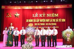 Kỷ niệm 20 năm tái lập, thị xã Từ Sơn, Bắc Ninh nhận Bằng khen của Thủ tướng Chính phủ