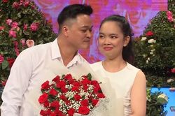 'Cùng một giuộc với kiểu vòi bạn trai đi châu Âu mới bênh chứ gì?'