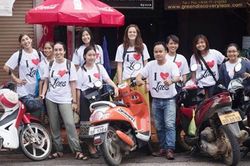 Khởi nghiệp bằng du lịch 'bụi'