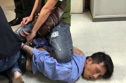 Thoát y, mang súng, chửi nhân viên và những vụ 'đại náo' sân bay gây xôn xao